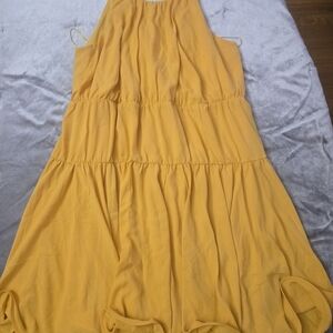 Elegant Yellow Backless Dress
